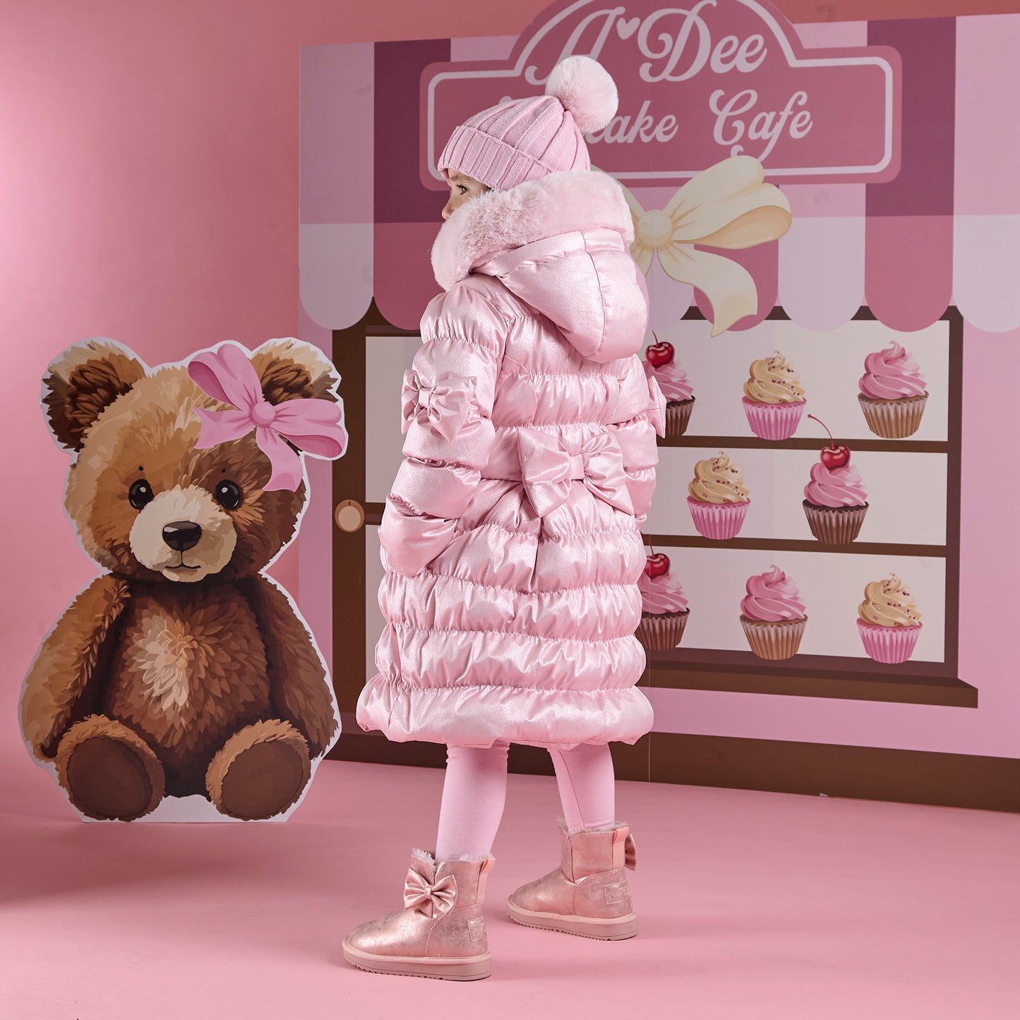 A Dee MONTANA Girls Padded jacket, perfect outerwear